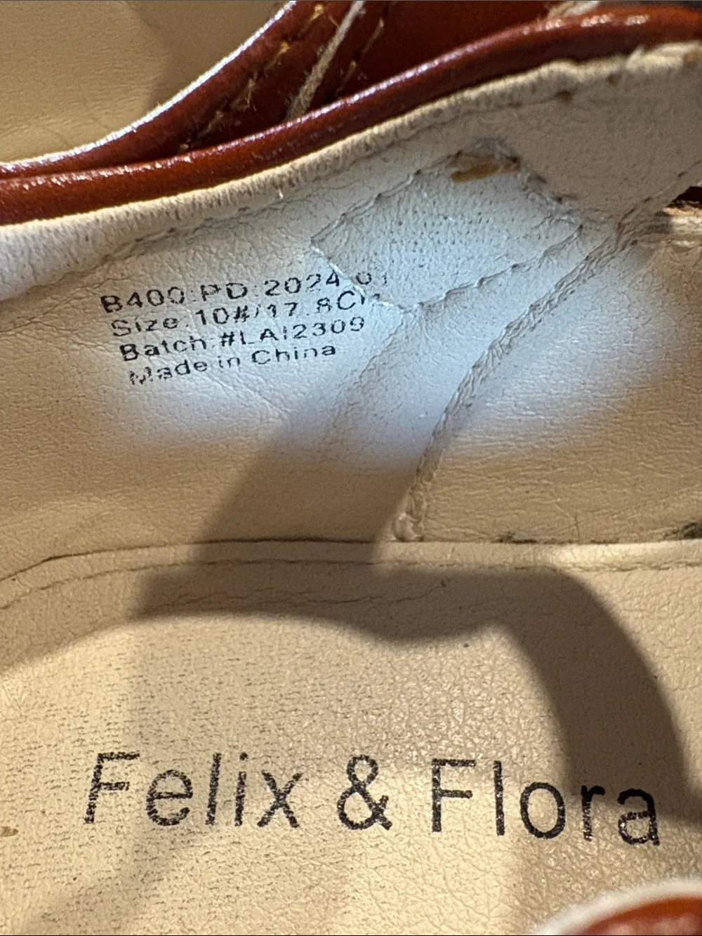 Felix & Flora flora tan